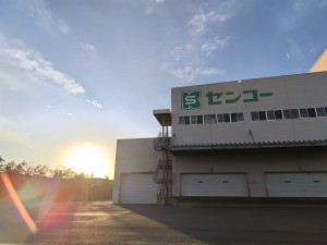 配送センターでの事務スタッフ