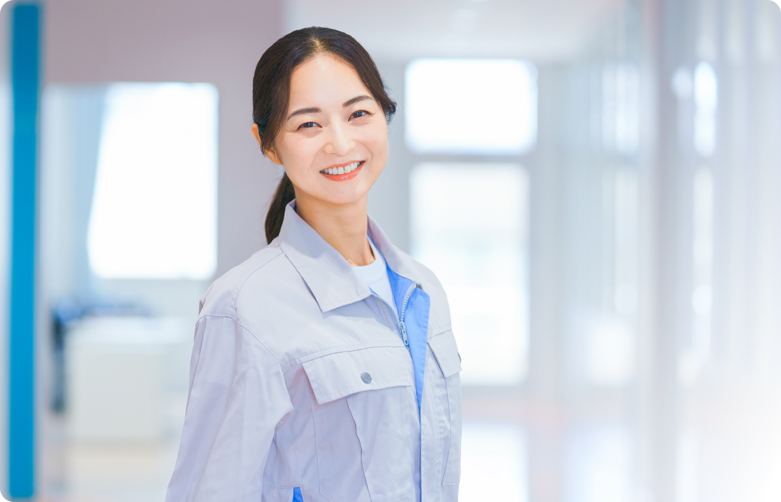 笑顔の女性