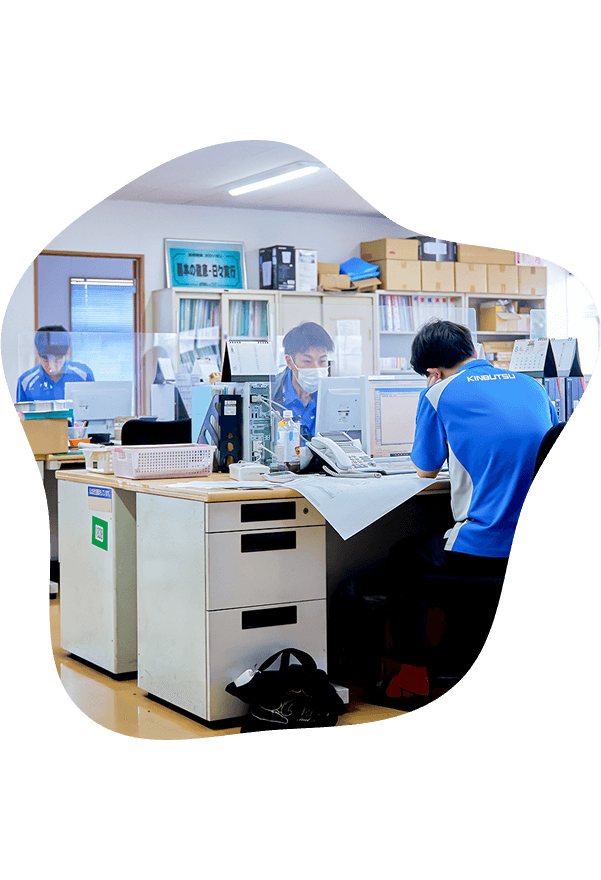 近物レックスで働く様子