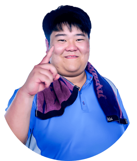 笑顔の男性社員