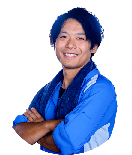 笑顔の男性社員