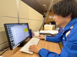 大手物流企業でのデータ入力や電話対応などの一般事務職