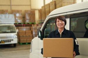 軽貨物ドライバー「ルート配送/土日祝日休/車両無料貸出あり」
