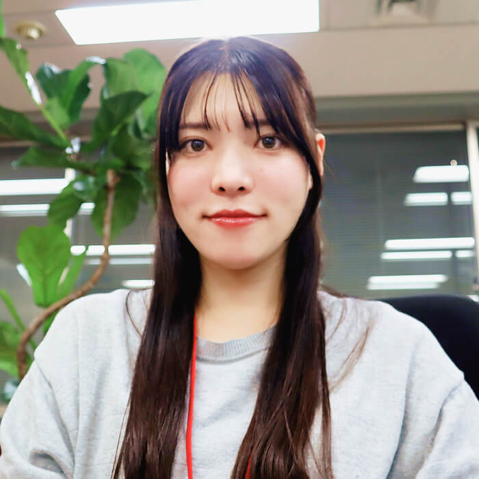 人事採用担当の女性社員