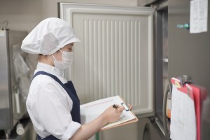 病院の栄養士スタッフ/8時~18時の間