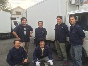 物流会社の配送スタッフ/5時半~14時半の間