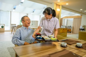 入居施設の介護職／経験者優遇_68