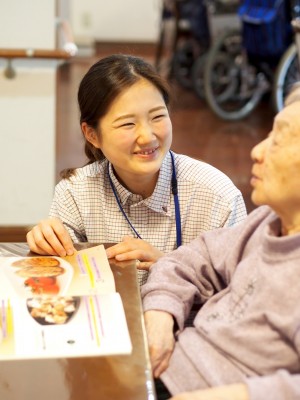 介護総合職（新卒）