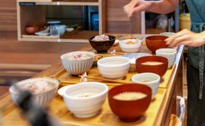 社員寮の朝食づくり（15食程度）
