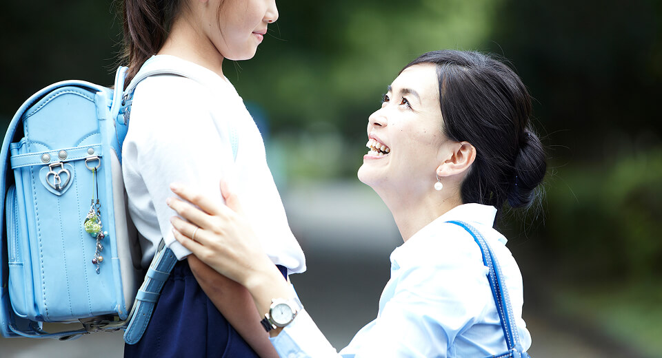 しずてつストアで働く女性社員