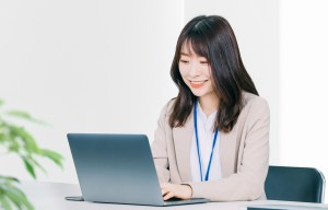 タイ語の通訳・翻訳スタッフ