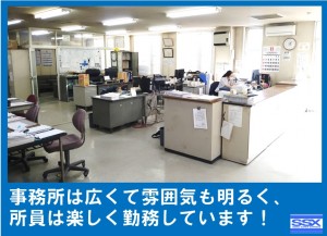 【4ｔ中型トラックドライバー】資格取得支援もあり！_7122