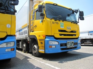 倉庫夜勤リフト作業スタッフ