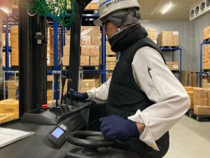 倉庫内日勤フォークリフトスタッフ