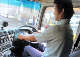 日勤食品輸送ドライバー