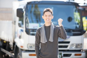 食品配送7tトラックドライバー