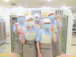 給食調理補助／契約社員