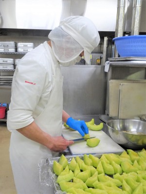 病院厨房の調理スタッフ