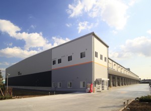 物流センター 入庫、出庫、在庫ロケーション管理の事務業務です。