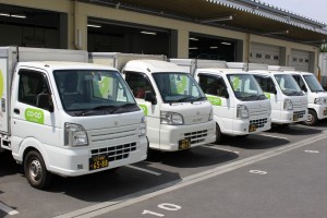 WワークOK！土日休み／軽自動車での夕方お弁当配達