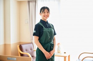 介護スタッフ／デイサービス／経験者活躍／ネイルOK