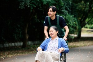 介護スタッフ／デイサービス／経験者活躍／ネイルOK