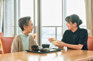 介護職員／未経験から始める／AIでは代われない心を通わすケア