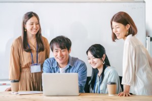 CAD　電話対応の通信会社でのお仕事