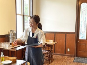 イタリアンレストランで調理サポート